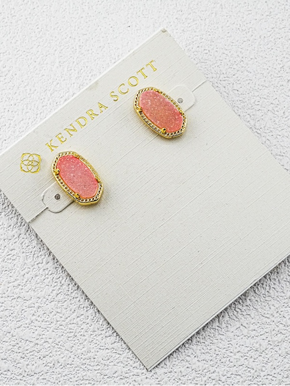 Kendra Scott Coral Pink Gold Oval Stud Earrings